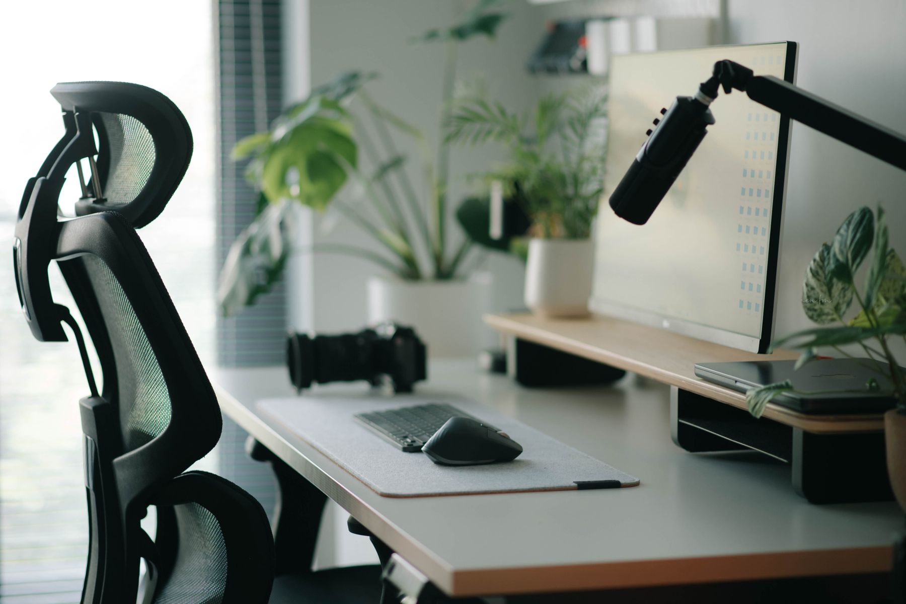 Ergonomie de bureau : régler son poste pour protéger dos, nuque et yeux