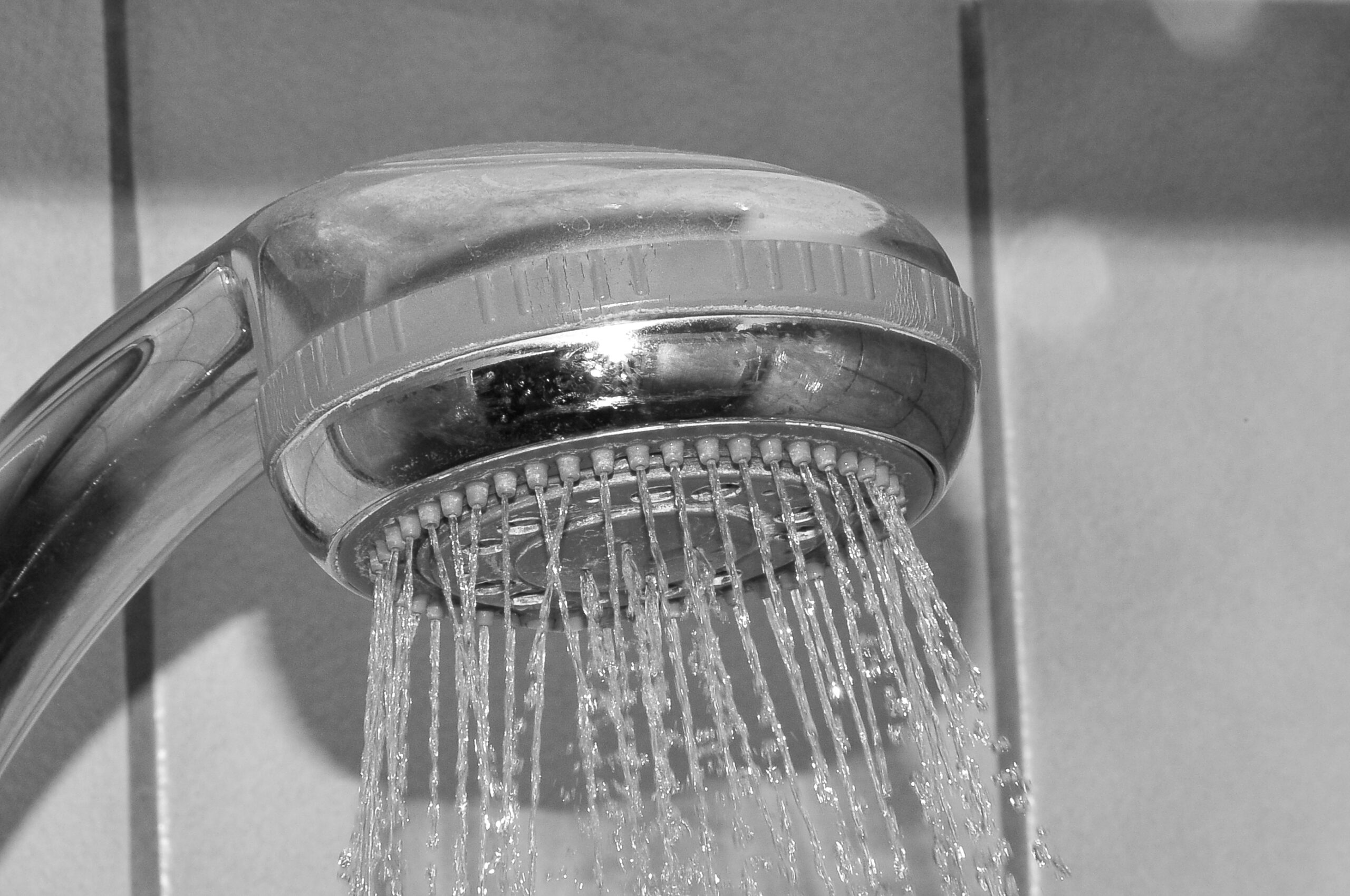 La douche froide : un vrai coup de fouet pour la santé ?